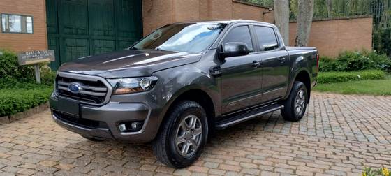 FORD RANGER 2.2 XLS 4X4 CD 16V DIESEL 4P AUTOMÁTICO